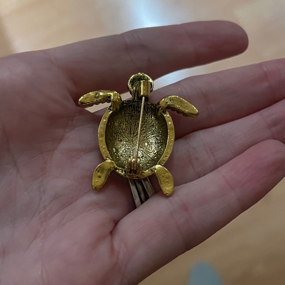 Turtle Brooch - Picture 4 of 4